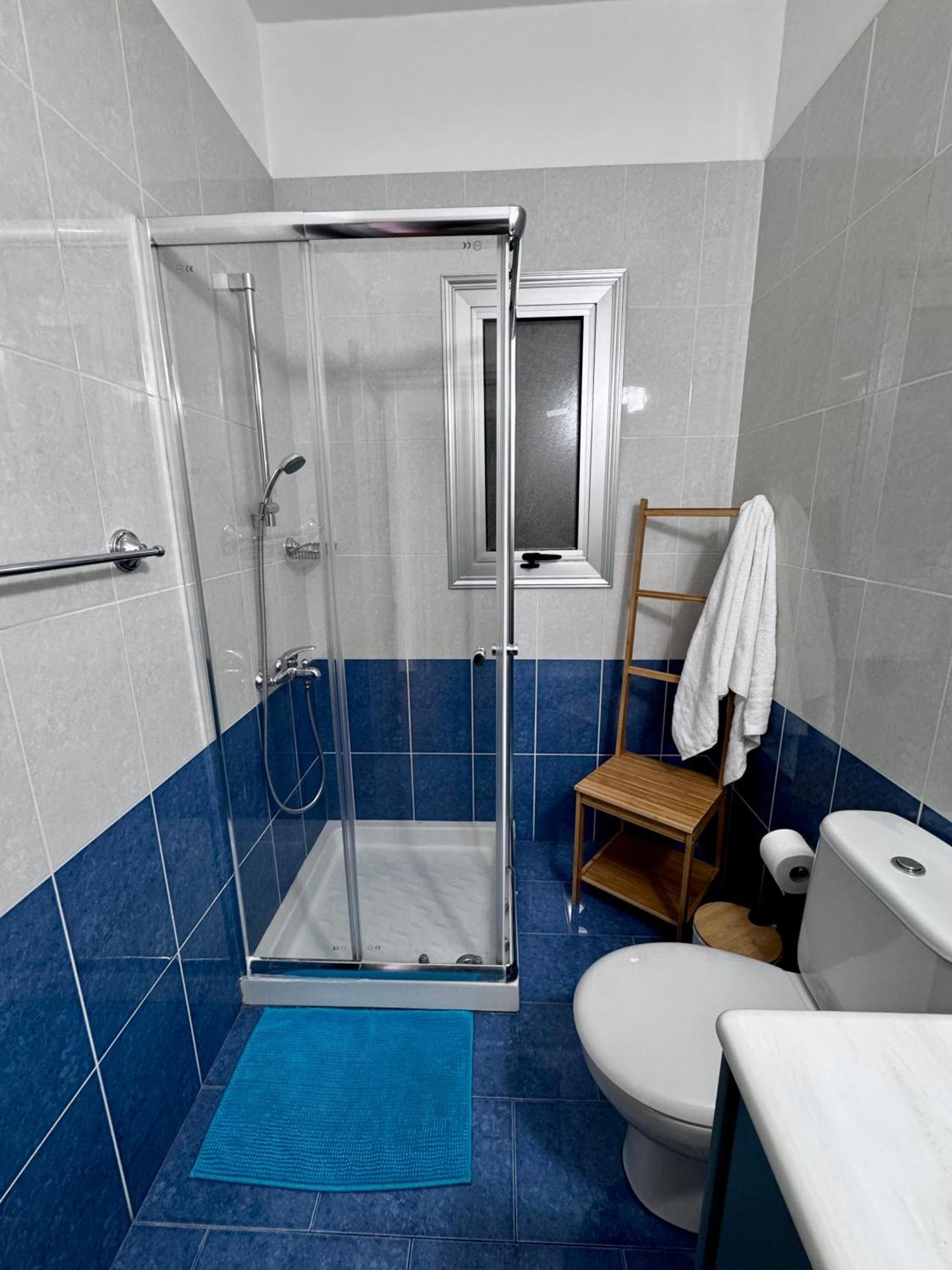 Lovely Studio Apartment In Pafos 외부 사진