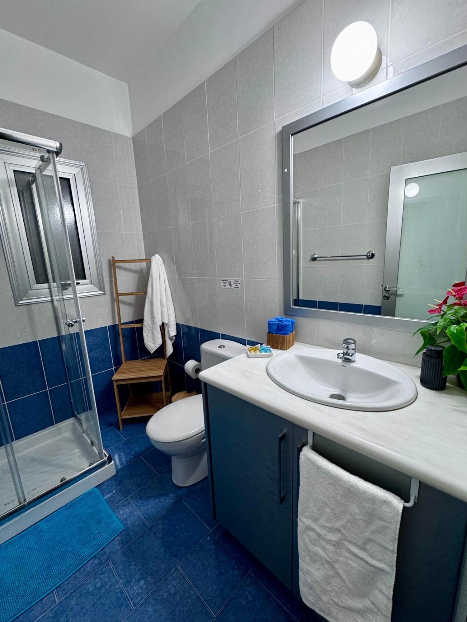 Lovely Studio Apartment In Pafos 외부 사진