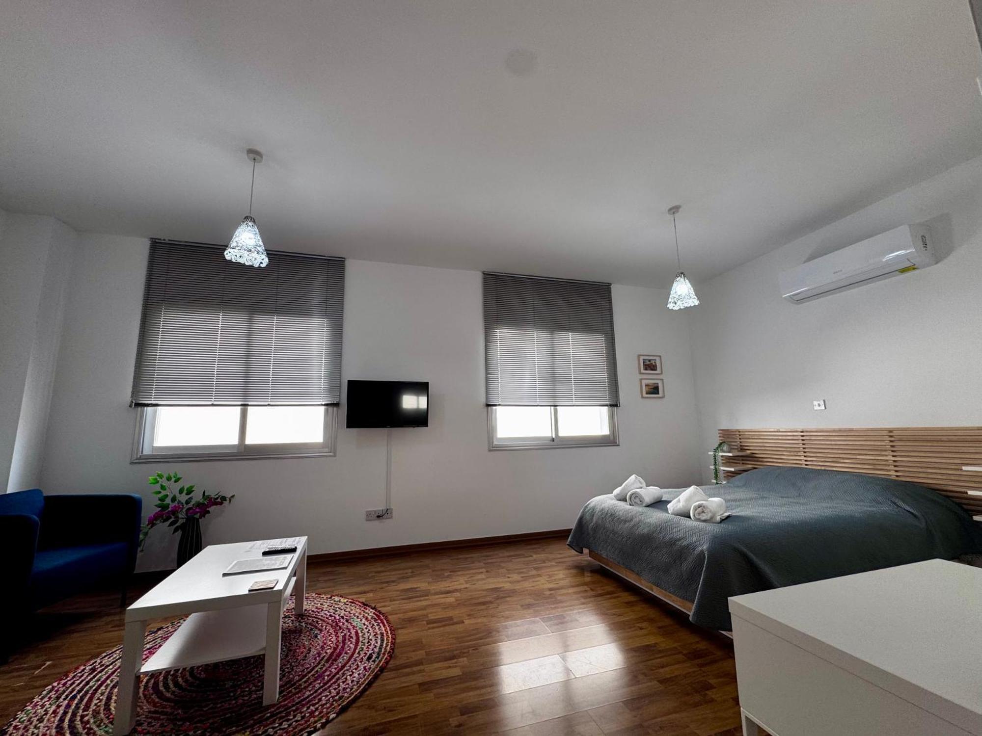 Lovely Studio Apartment In Pafos 외부 사진