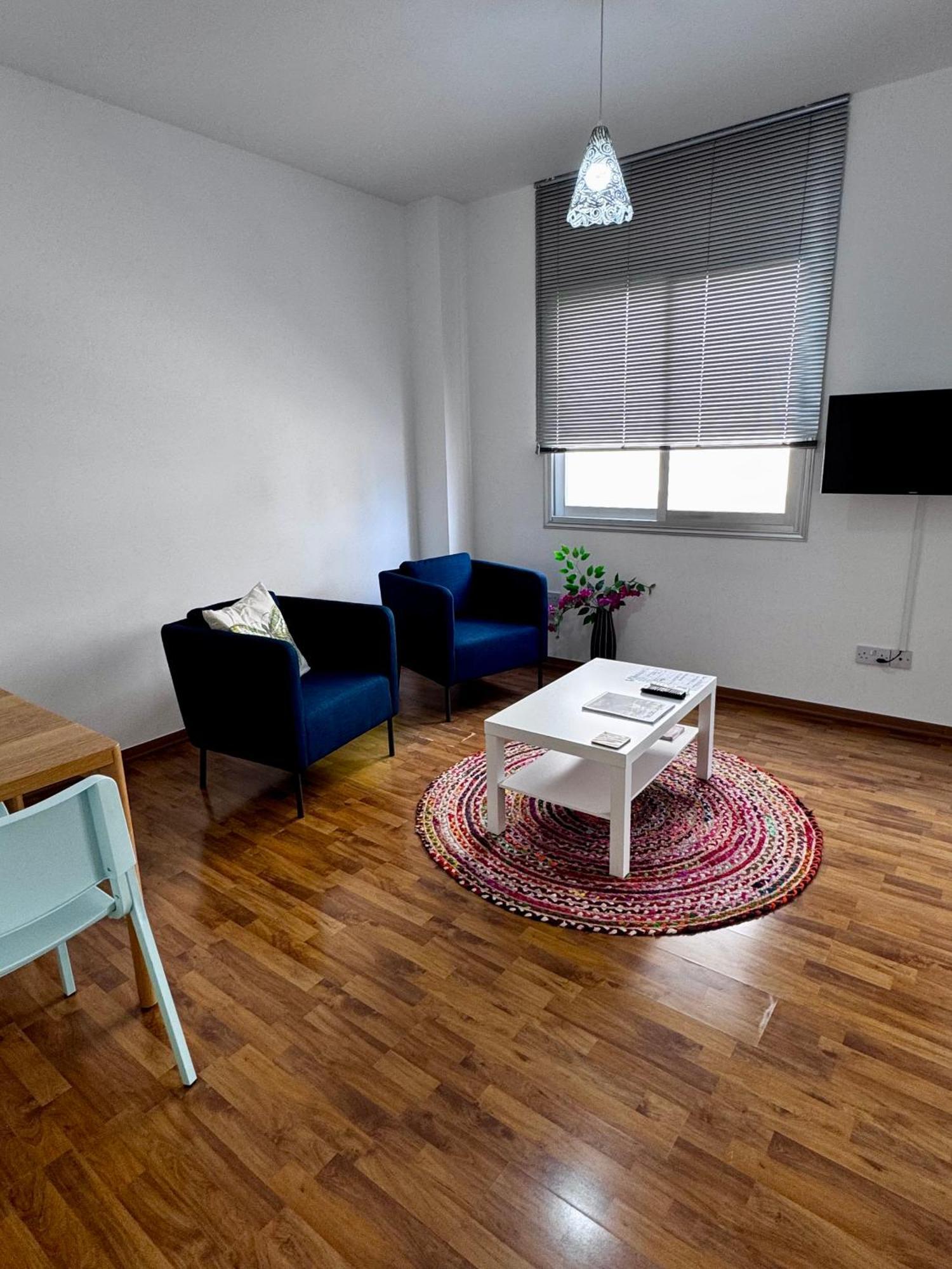 Lovely Studio Apartment In Pafos 외부 사진